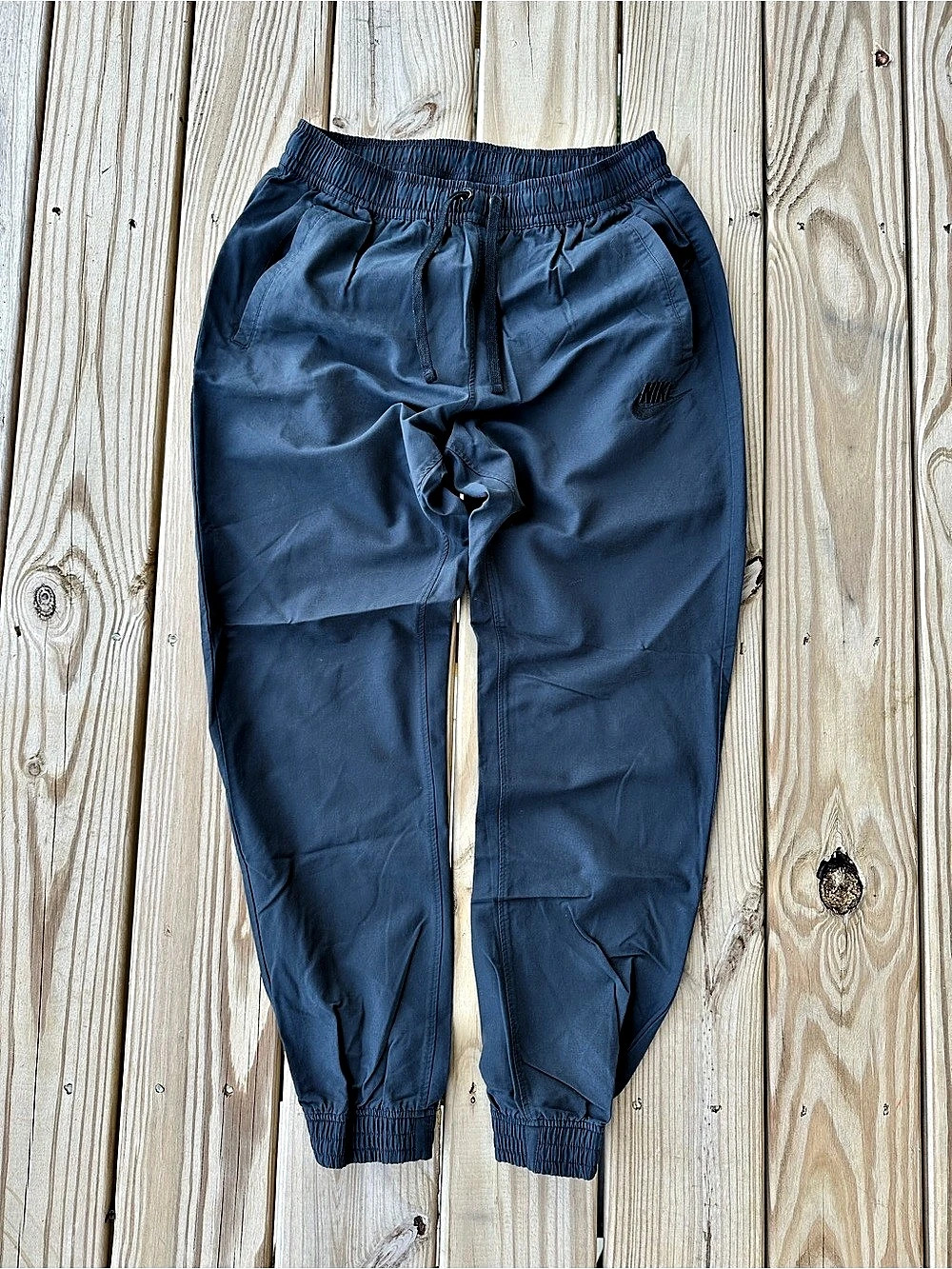 Nike Lightweight Nylon Slim Fit Joggers Sweatpants